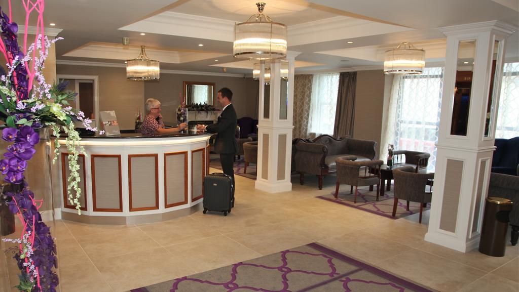 The Royal Hotel Cookstown Kültér fotó