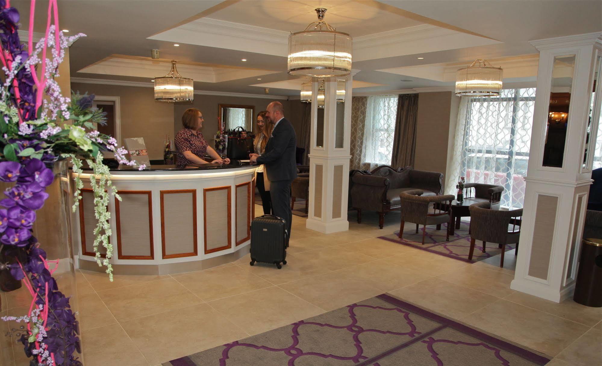 The Royal Hotel Cookstown Kültér fotó